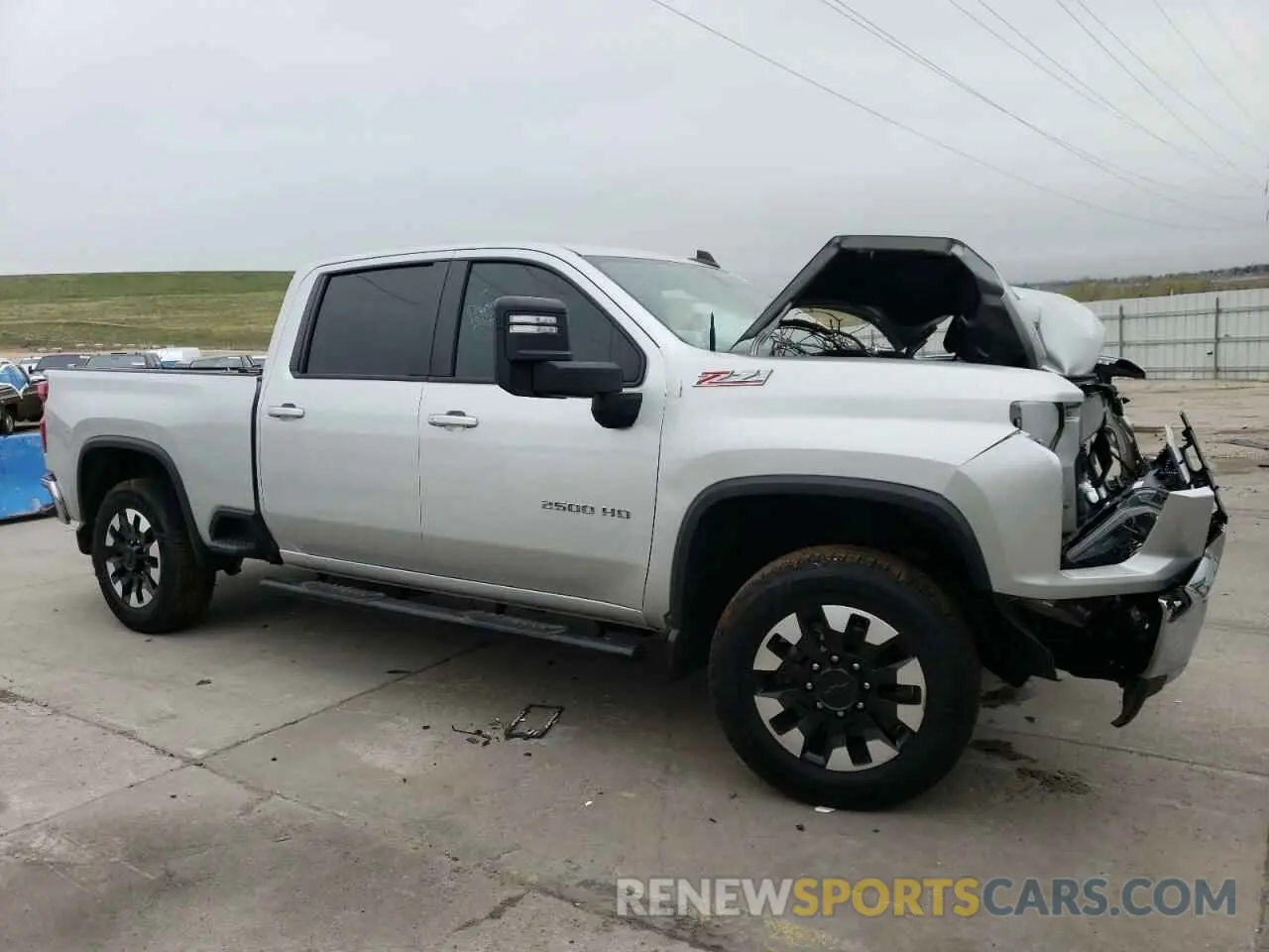 4 fotografías del automóvil dañado 1GC4YNE70LF286303 CHEVROLET ALL Models 2020