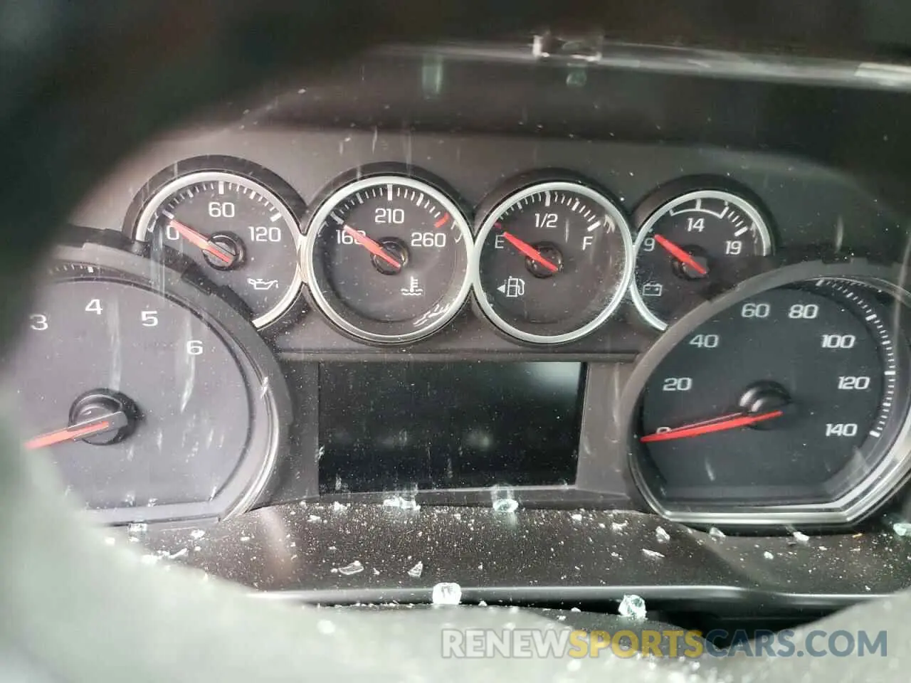 9 fotografías del automóvil dañado 1GC4YNE70LF286303 CHEVROLET ALL Models 2020