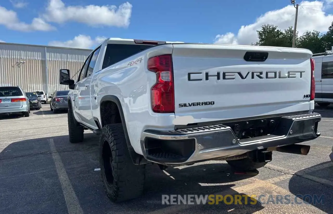 3 fotografías del automóvil dañado 1GC4YNE79LF101309 CHEVROLET ALL Models 2020