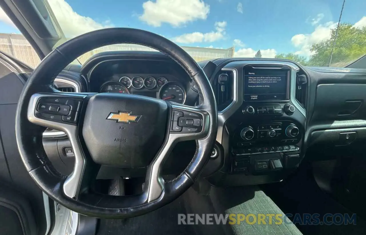 9 fotografías del automóvil dañado 1GC4YNE79LF101309 CHEVROLET ALL Models 2020