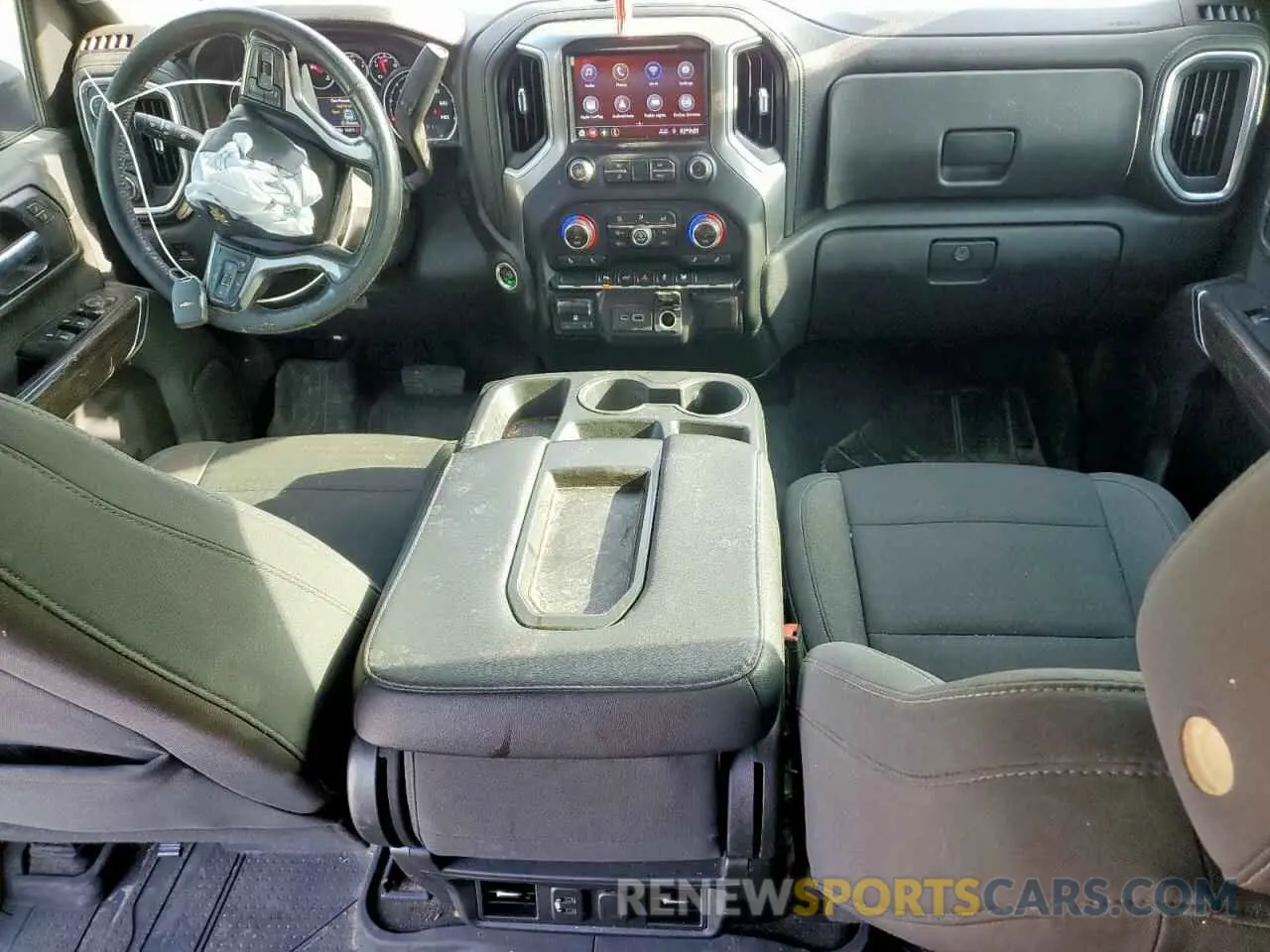 8 fotografías del automóvil dañado 1GC4YNE79LF348555 CHEVROLET ALL Models 2020