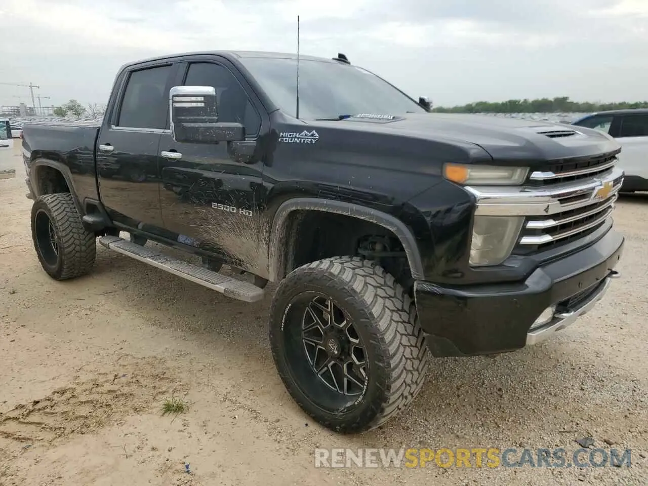 4 fotografías del automóvil dañado 1GC4YREY4LF104229 CHEVROLET ALL Models 2020
