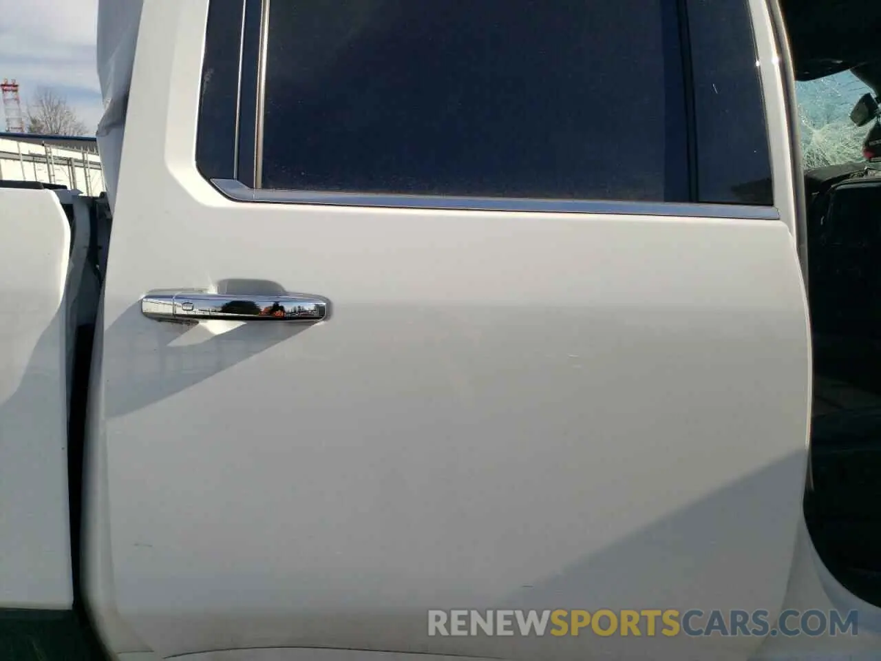 10 fotografías del automóvil dañado 1GC4YREY6LF120979 CHEVROLET ALL Models 2020