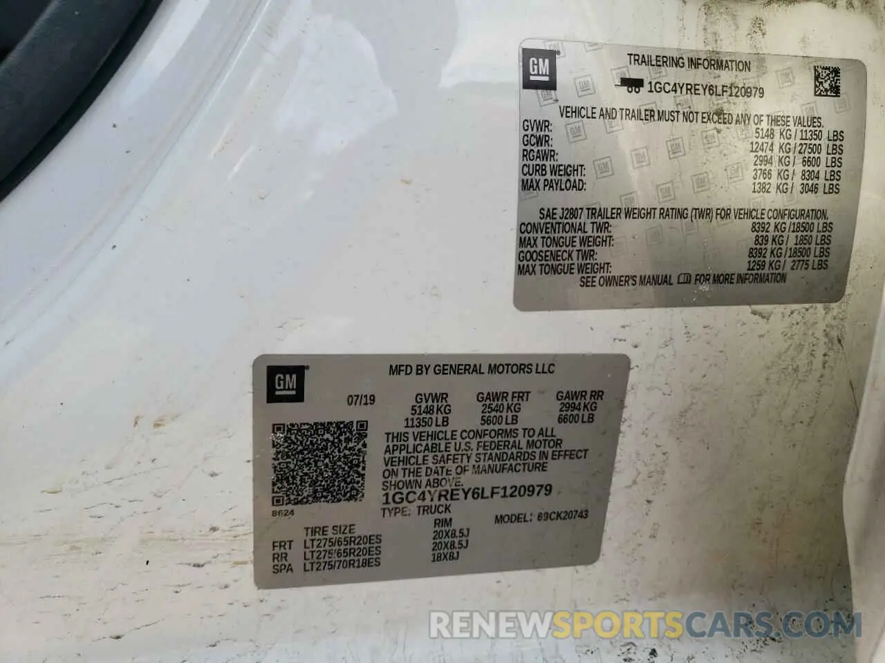 13 fotografías del automóvil dañado 1GC4YREY6LF120979 CHEVROLET ALL Models 2020