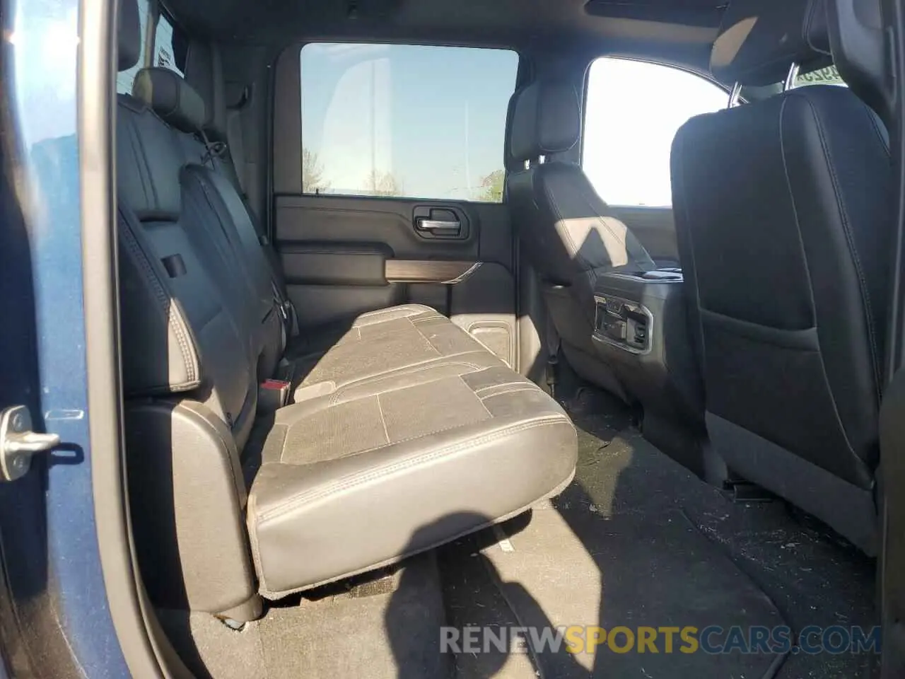 10 fotografías del automóvil dañado 1GC4YREY6LF124207 CHEVROLET ALL Models 2020