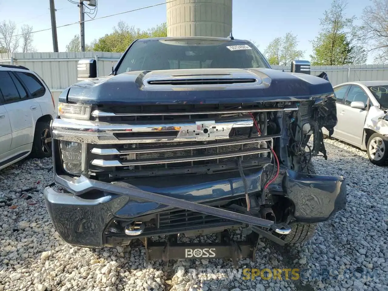 5 fotografías del automóvil dañado 1GC4YREY6LF124207 CHEVROLET ALL Models 2020