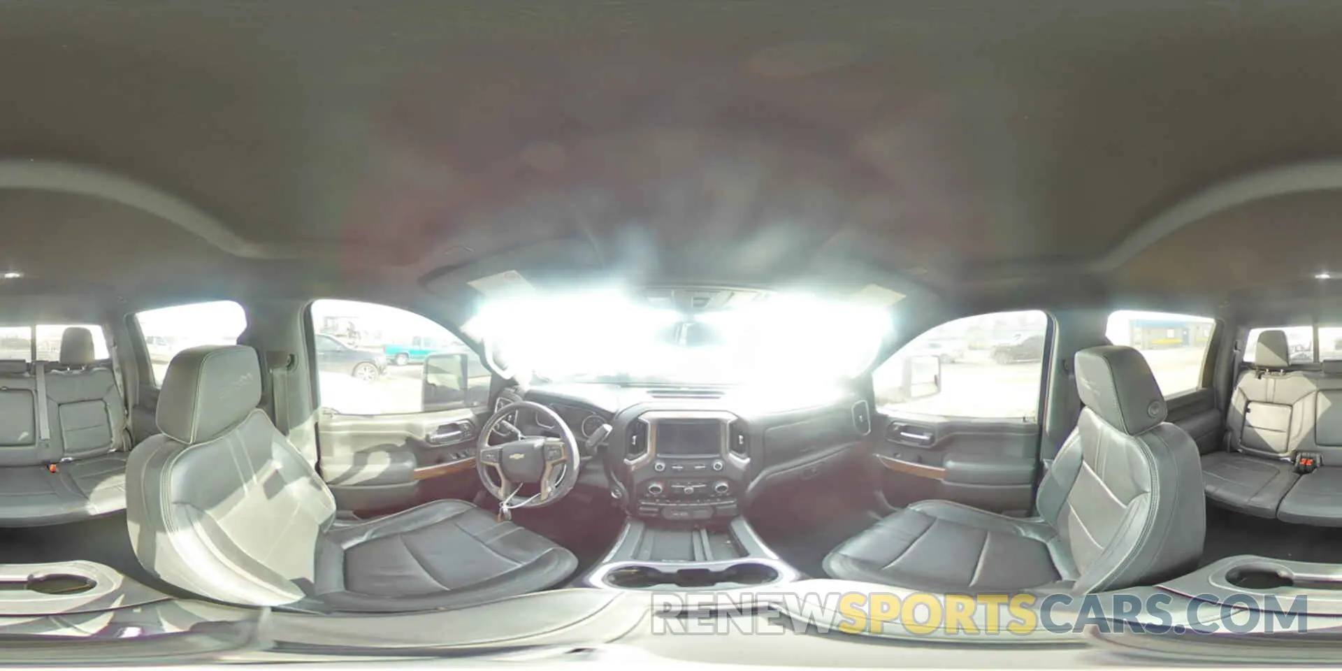 12 fotografías del automóvil dañado 1GC4YREY6LF175447 CHEVROLET ALL Models 2020