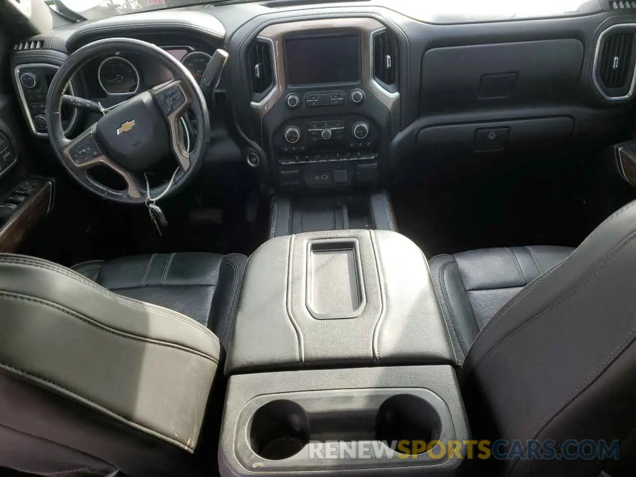 8 fotografías del automóvil dañado 1GC4YREY6LF175447 CHEVROLET ALL Models 2020