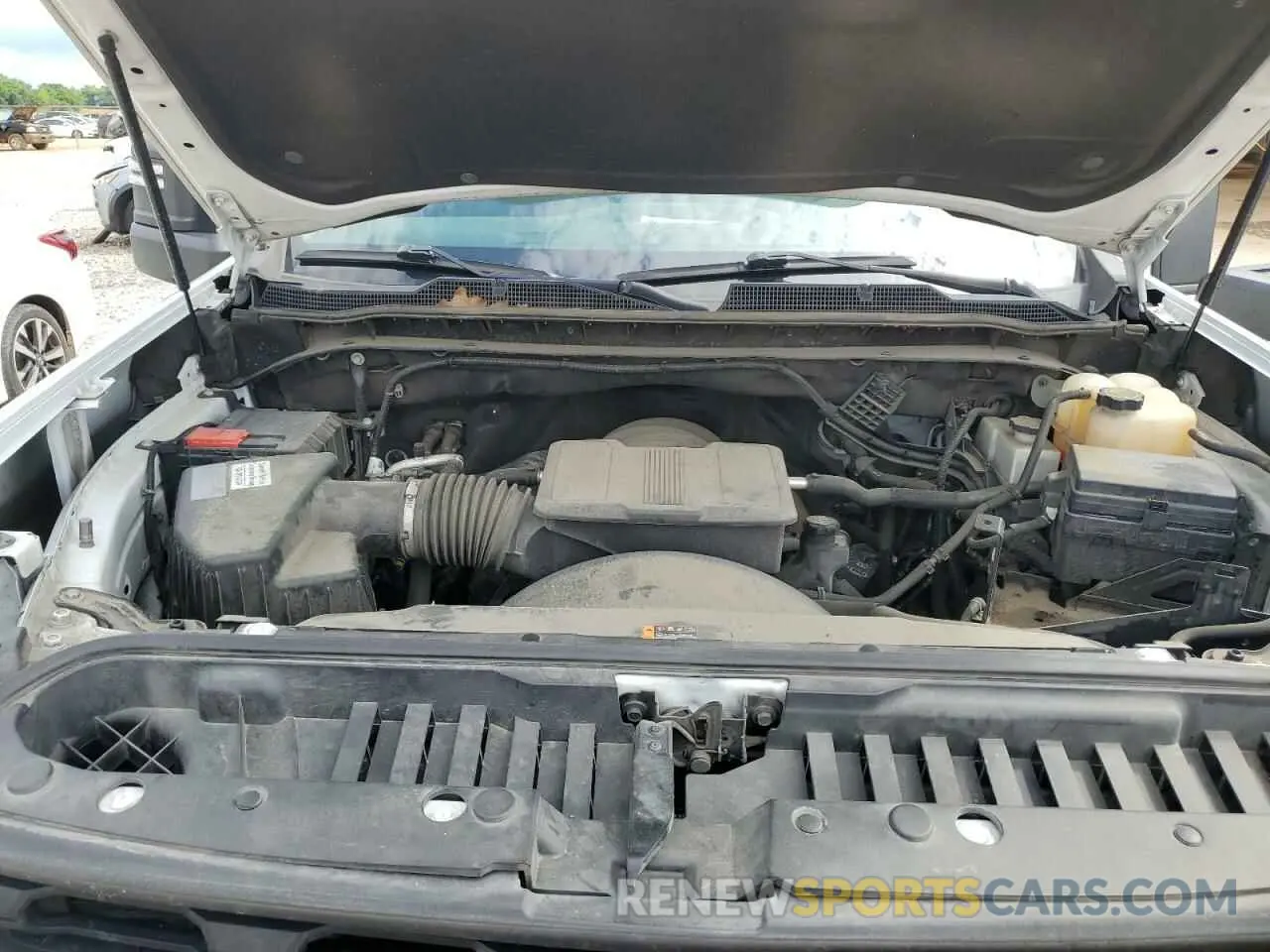 11 fotografías del automóvil dañado 1GC5WLE75LF256213 CHEVROLET ALL Models 2020