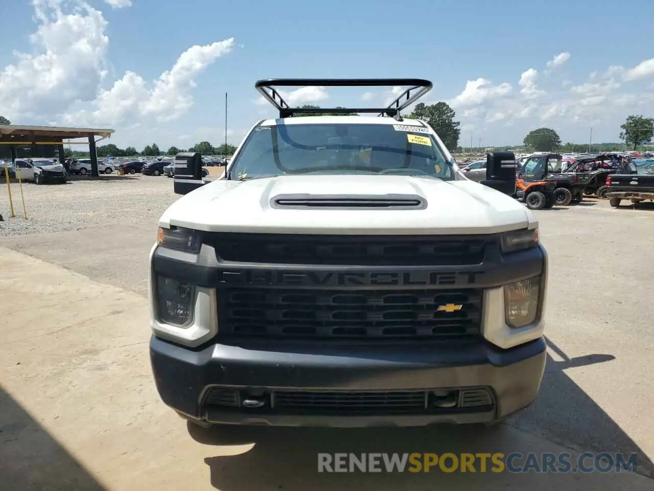5 fotografías del automóvil dañado 1GC5WLE75LF256213 CHEVROLET ALL Models 2020