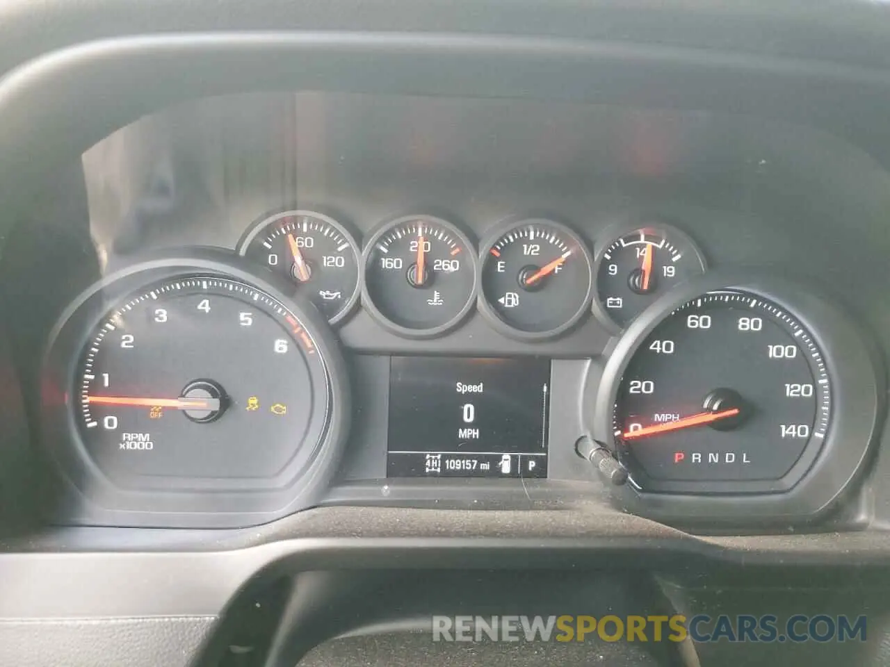 9 fotografías del automóvil dañado 1GC5YLE73LF325040 CHEVROLET ALL Models 2020
