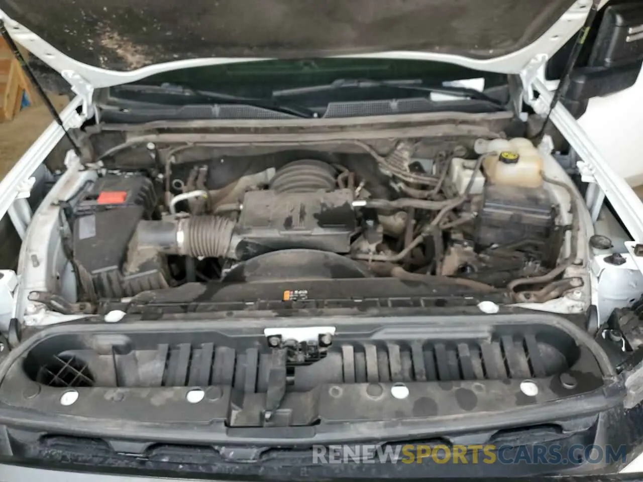 11 fotografías del automóvil dañado 1GC5YSE78LF251530 CHEVROLET ALL Models 2020