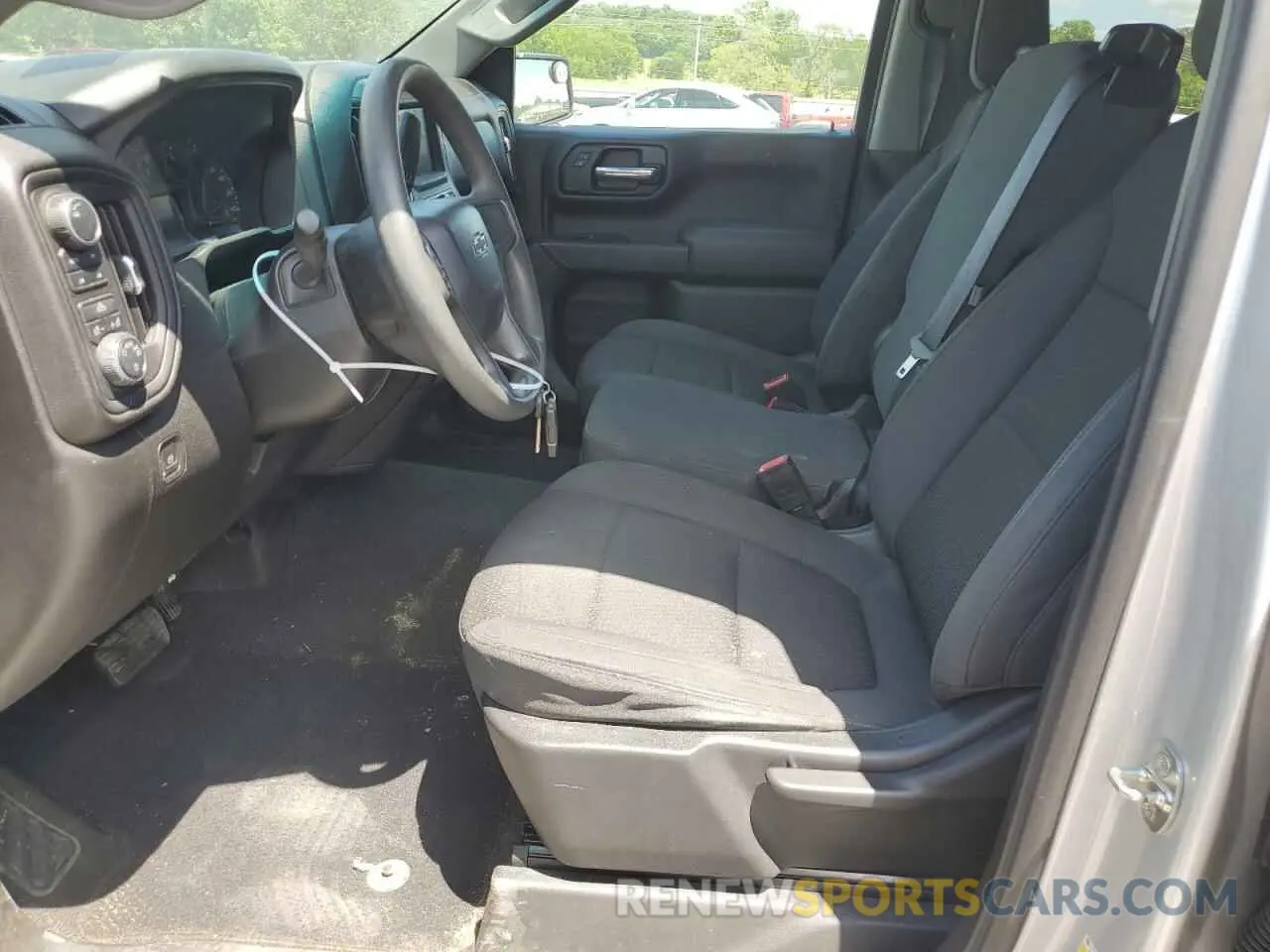 7 fotografías del automóvil dañado 1GCPYCEF0LZ220616 CHEVROLET ALL Models 2020