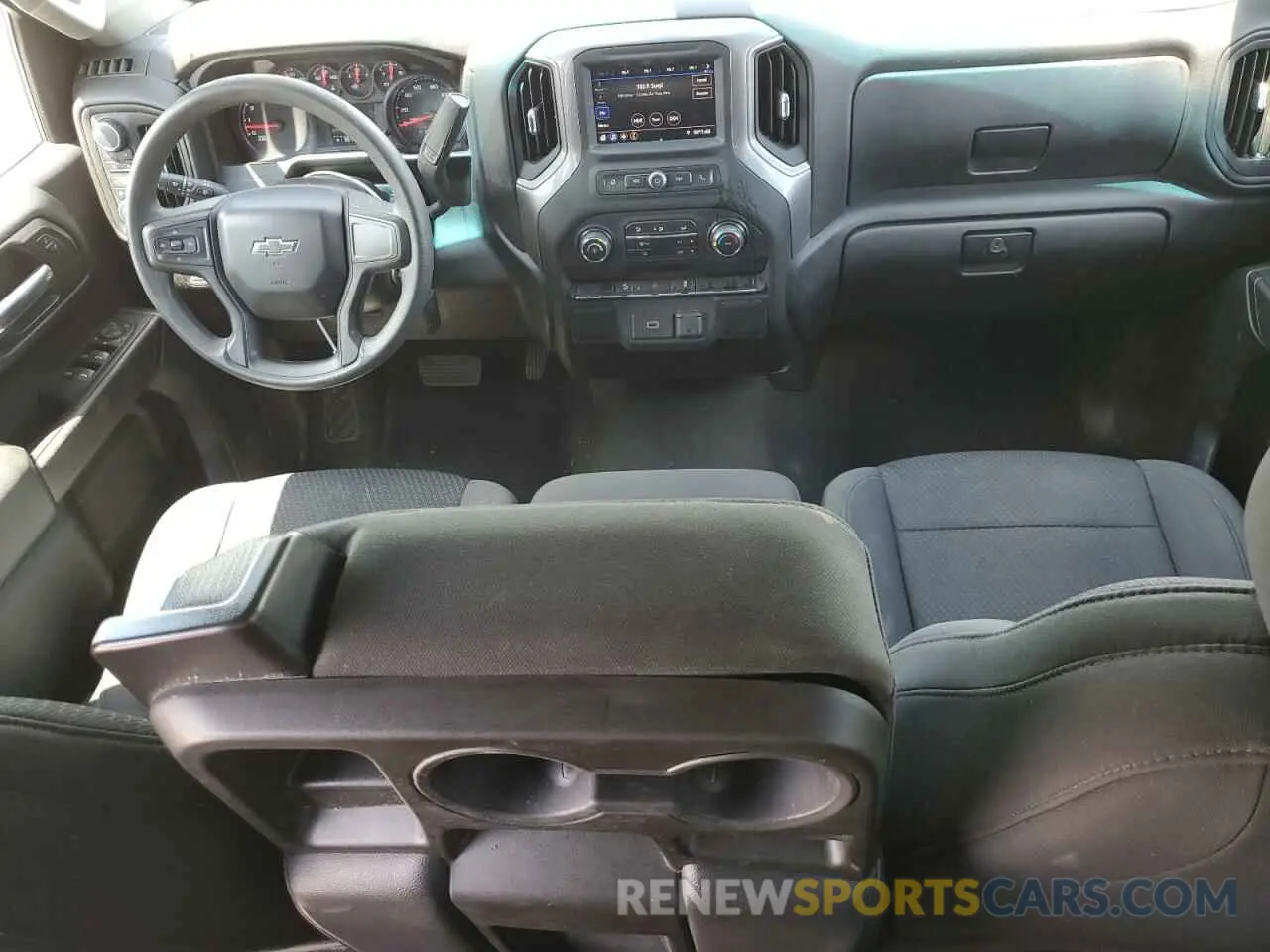 8 fotografías del automóvil dañado 1GCPYCEF0LZ220616 CHEVROLET ALL Models 2020