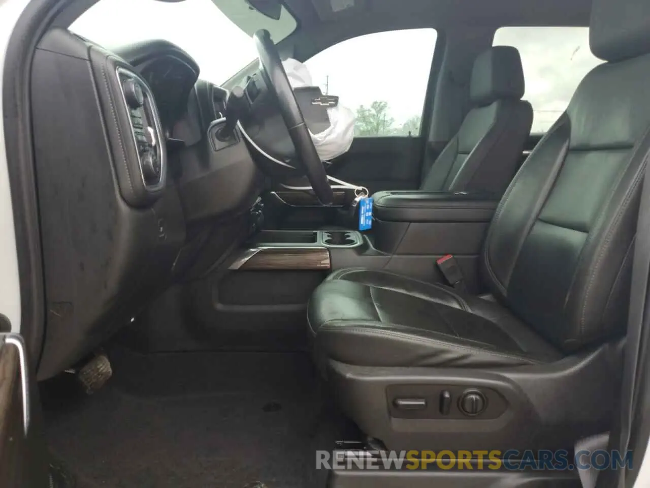 7 fotografías del automóvil dañado 1GCPYFEL4LZ289929 CHEVROLET ALL Models 2020