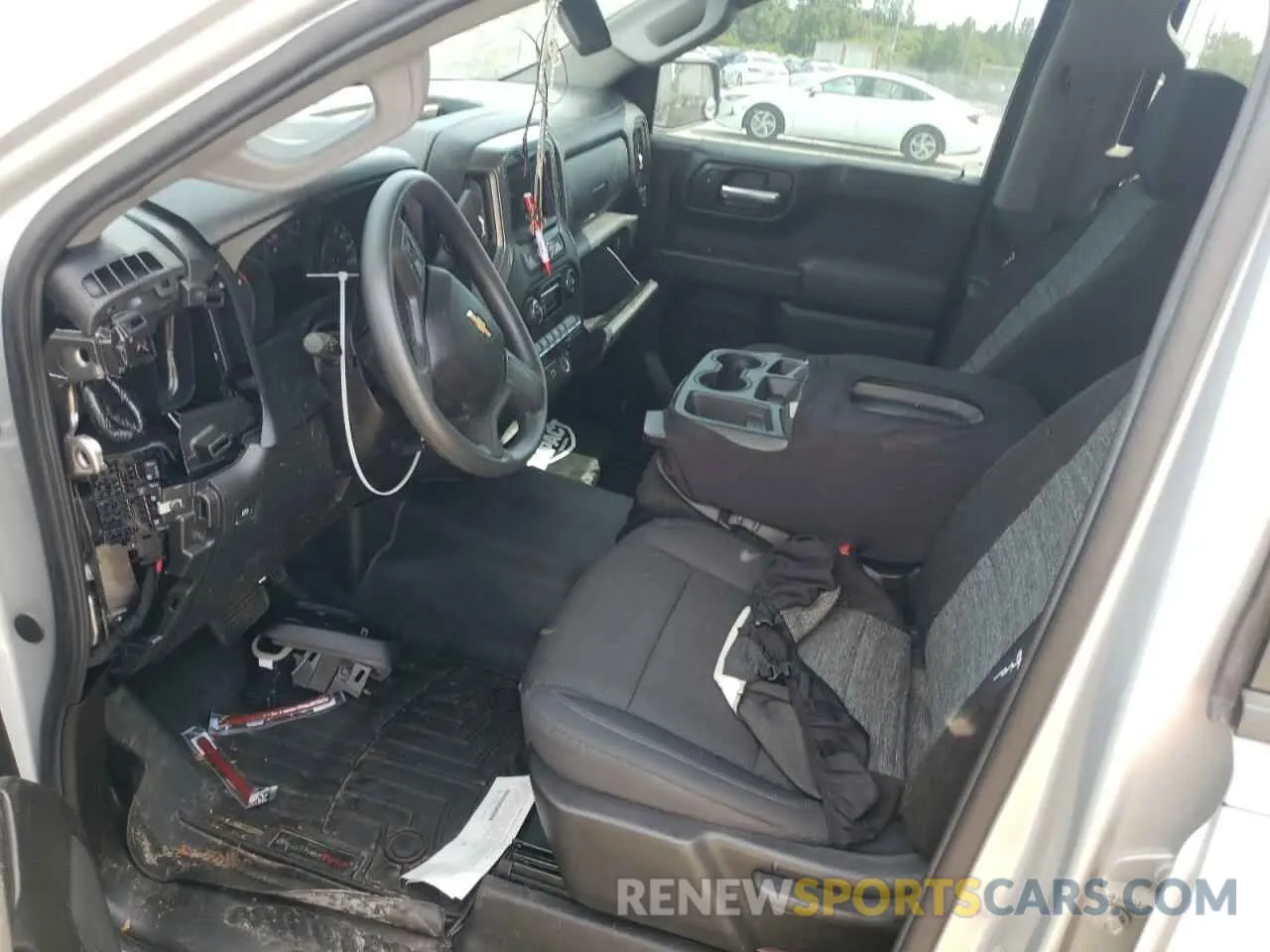 5 fotografías del automóvil dañado 1GCRWAEF3LZ134686 CHEVROLET ALL Models 2020