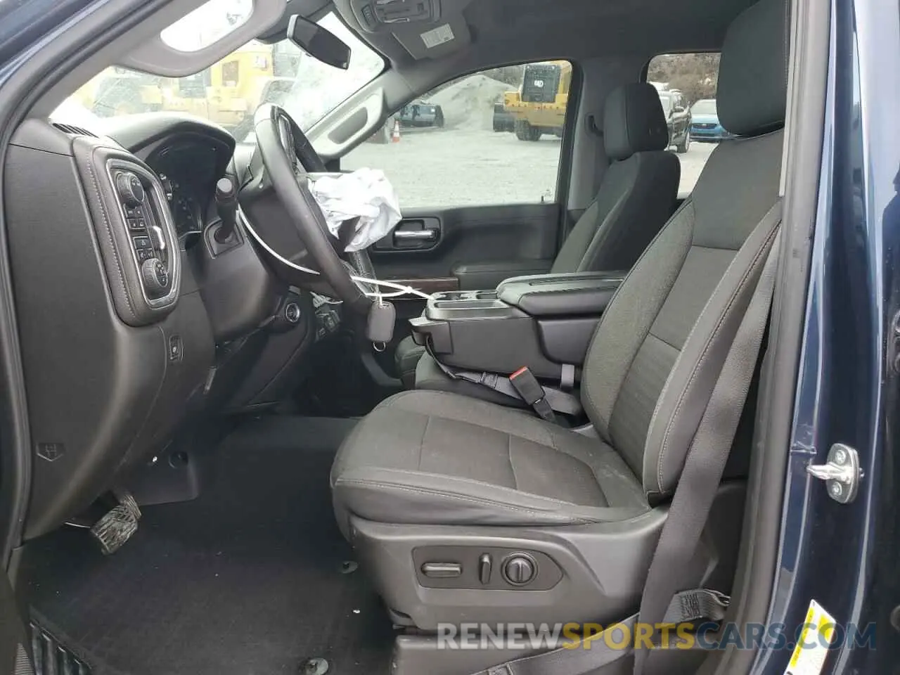 7 fotografías del automóvil dañado 1GCRYDED7LZ312027 CHEVROLET ALL Models 2020