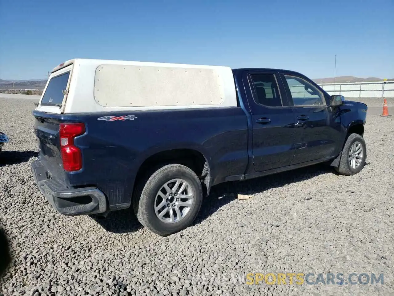 3 fotografías del automóvil dañado 1GCRYDED9LZ140776 CHEVROLET ALL Models 2020
