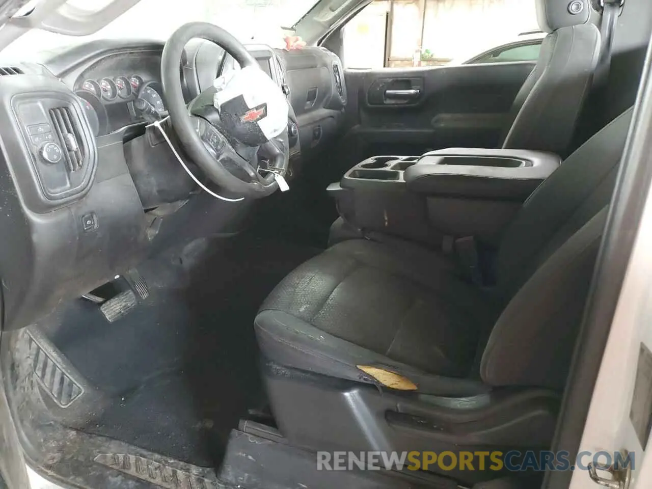 7 fotografías del automóvil dañado 3GCNWAEF3LG115795 CHEVROLET ALL Models 2020