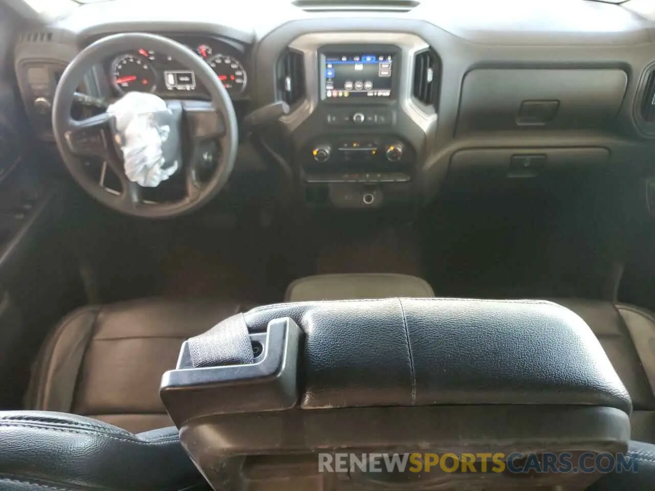 8 fotografías del automóvil dañado 3GCPWBEF2LG152545 CHEVROLET ALL Models 2020