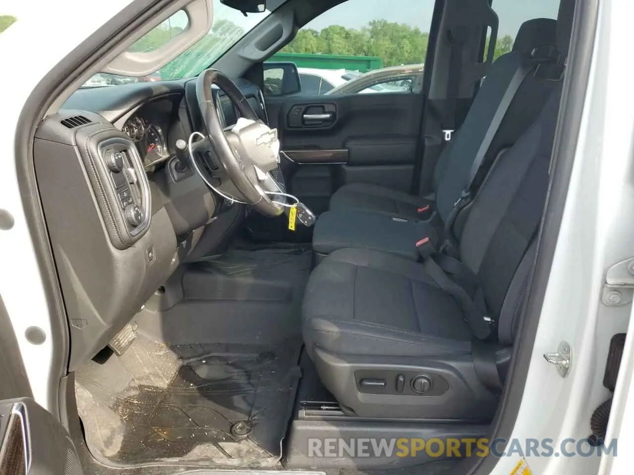 7 fotografías del automóvil dañado 3GCPWCEK7LG324670 CHEVROLET ALL Models 2020