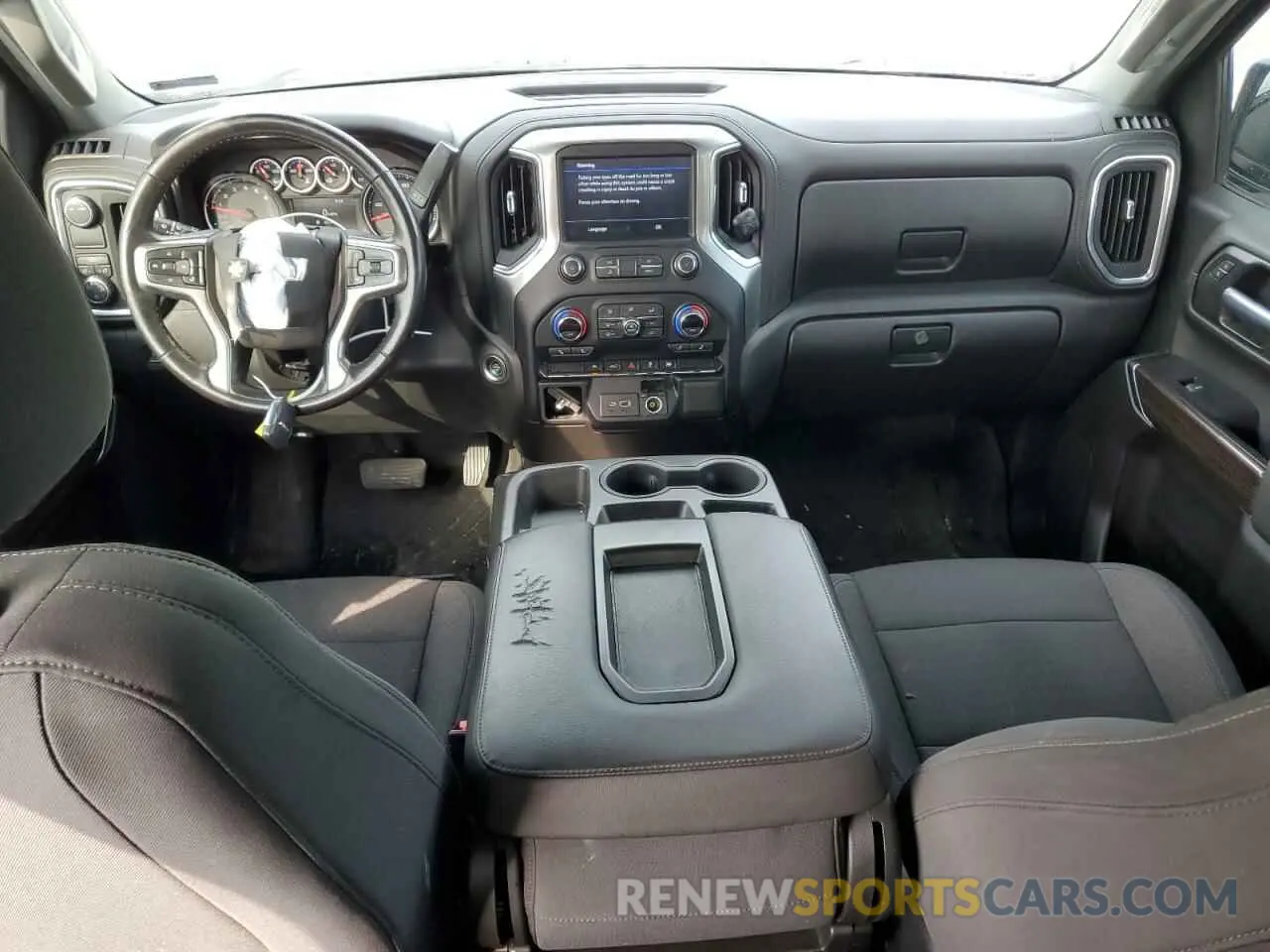 8 fotografías del automóvil dañado 3GCPWCEK7LG324670 CHEVROLET ALL Models 2020