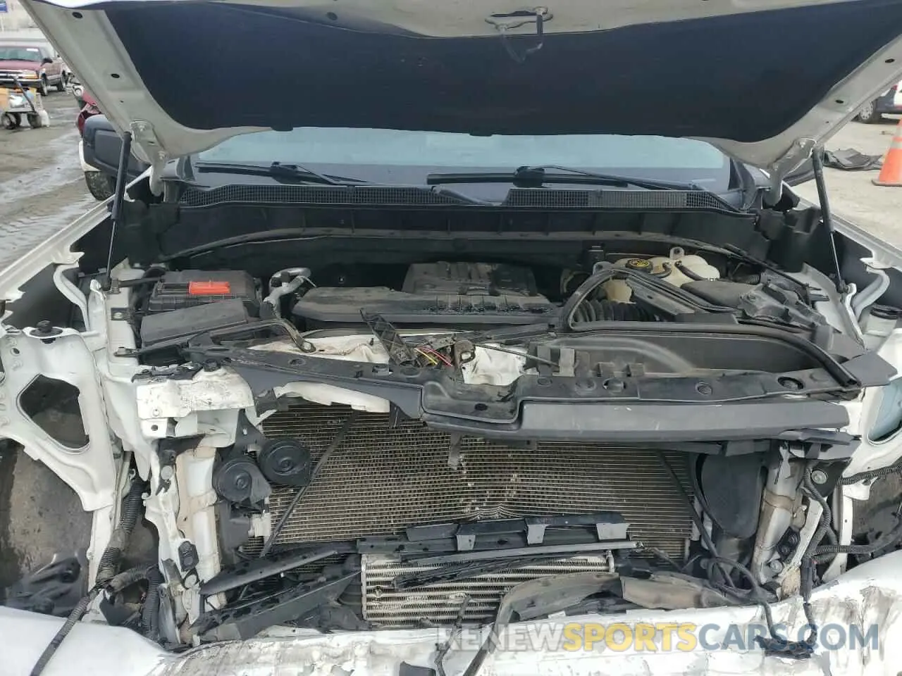 11 fotografías del automóvil dañado 3GCPYEEK5LG196306 CHEVROLET ALL Models 2020
