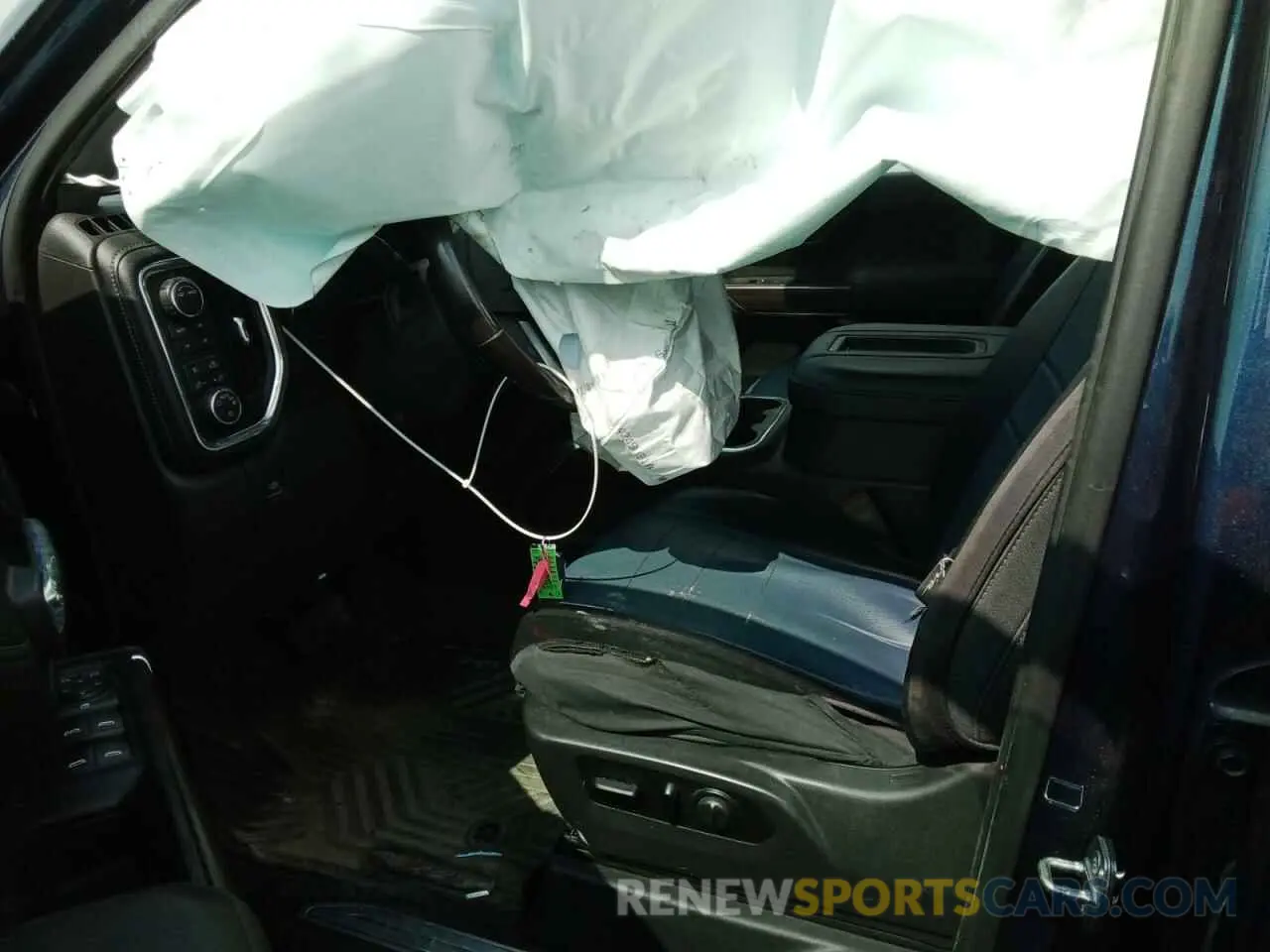 7 fotografías del automóvil dañado 3GCPYFED3LG415965 CHEVROLET ALL Models 2020