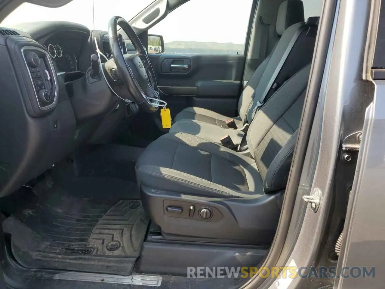 7 fotografías del automóvil dañado 3GCUYDED0LG120619 CHEVROLET ALL Models 2020