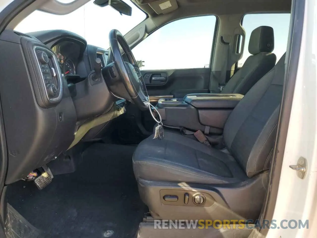 7 fotografías del automóvil dañado 3GCUYDED2LG235951 CHEVROLET ALL Models 2020
