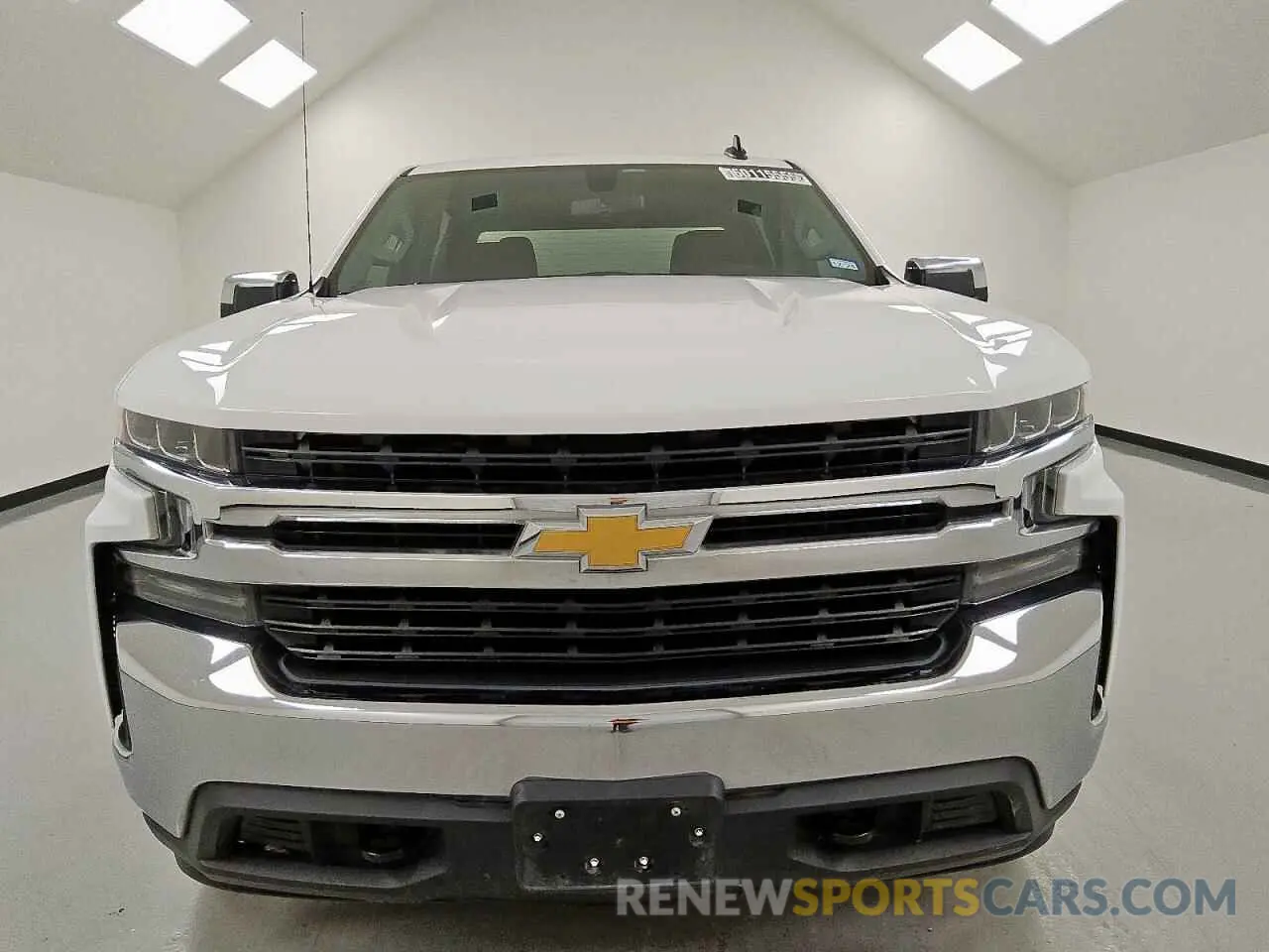 5 fotografías del automóvil dañado 3GCUYDED3LG443028 CHEVROLET ALL Models 2020