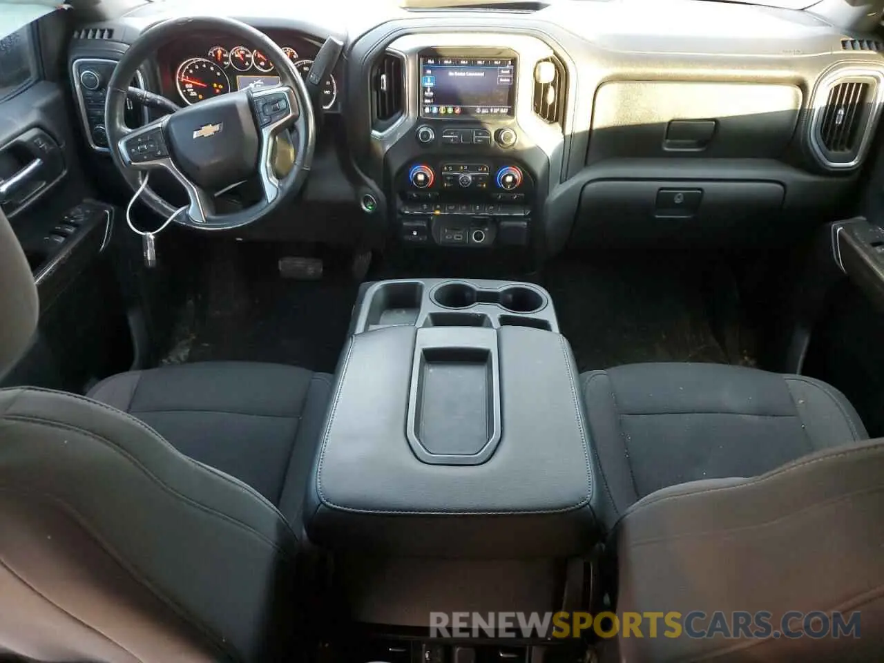 8 fotografías del automóvil dañado 3GCUYDEDXLG146080 CHEVROLET ALL Models 2020
