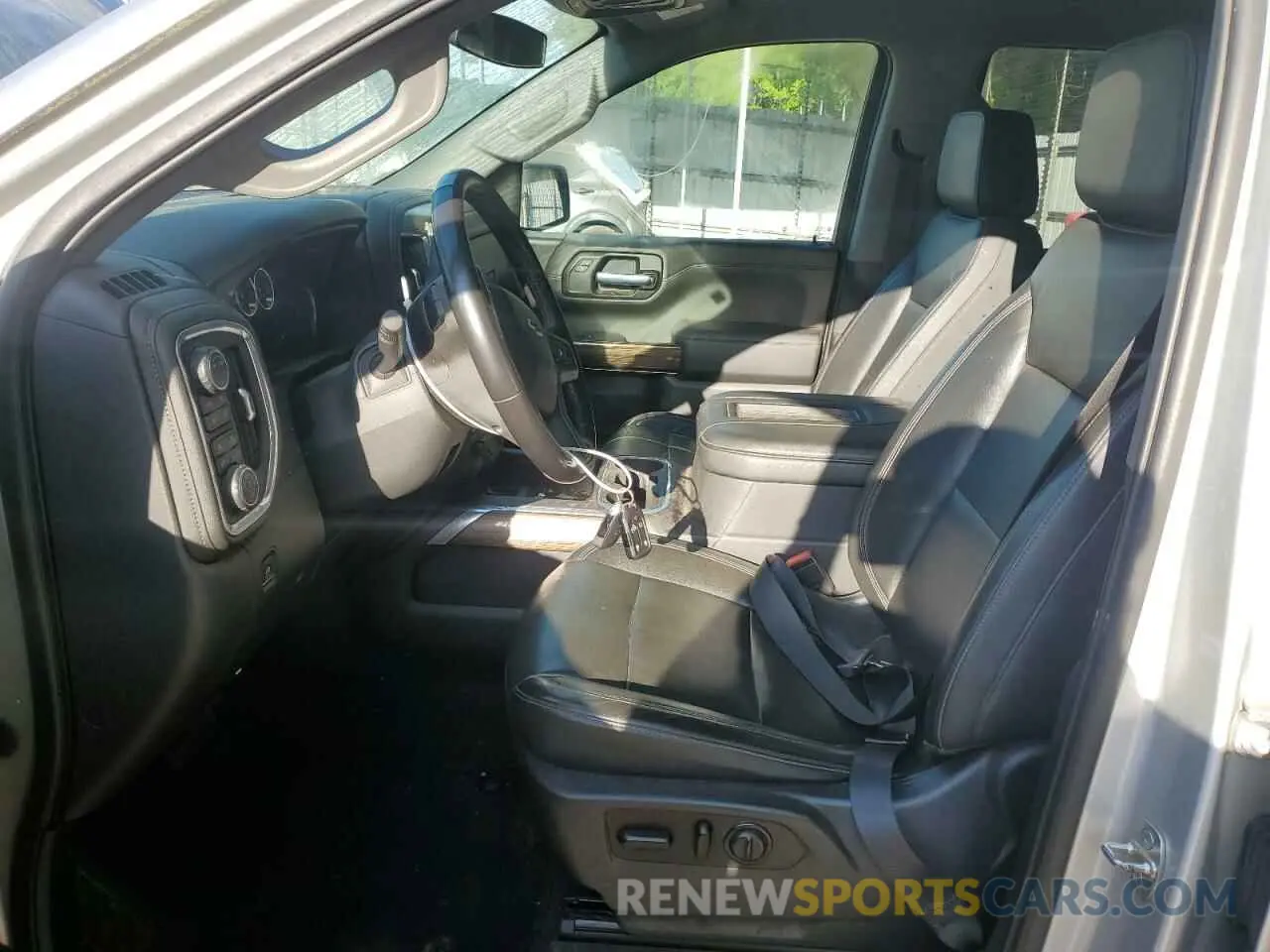 7 fotografías del automóvil dañado 3GCUYEEL9LG356778 CHEVROLET ALL Models 2020