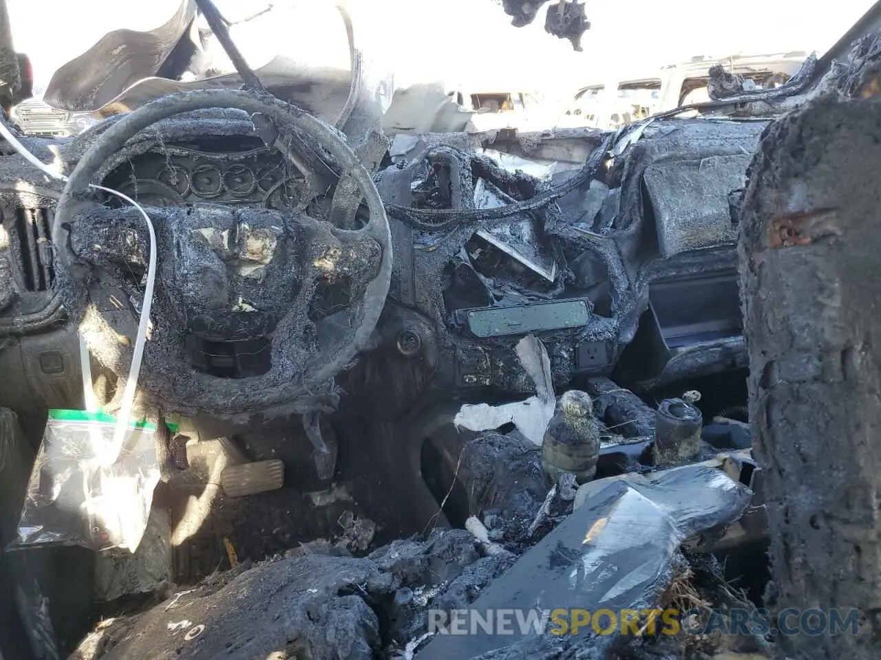 8 fotografías del automóvil dañado 3GCUYEET9LG380420 CHEVROLET ALL Models 2020