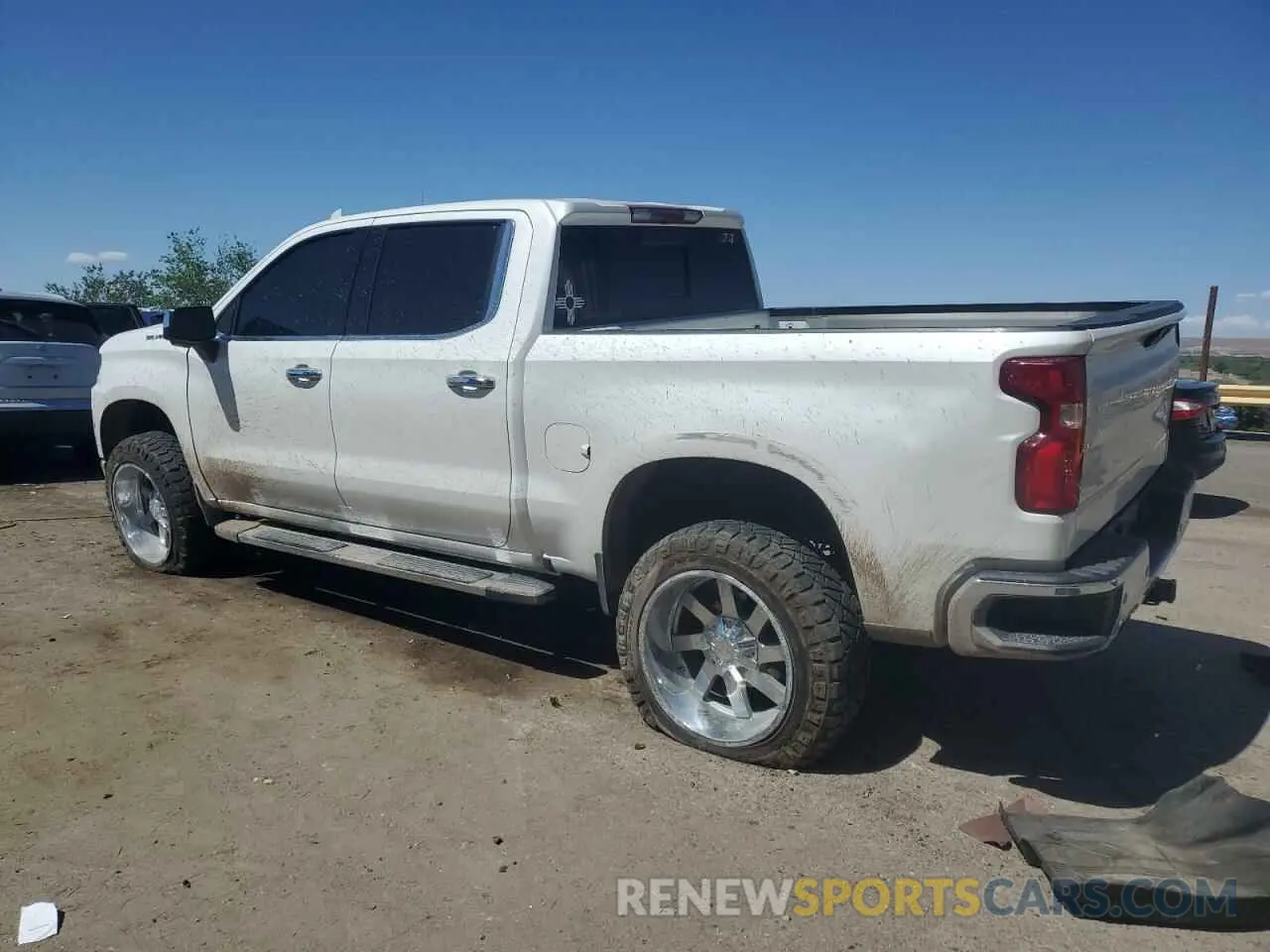 2 fotografías del automóvil dañado 3GCUYGEL5LG129244 CHEVROLET ALL Models 2020