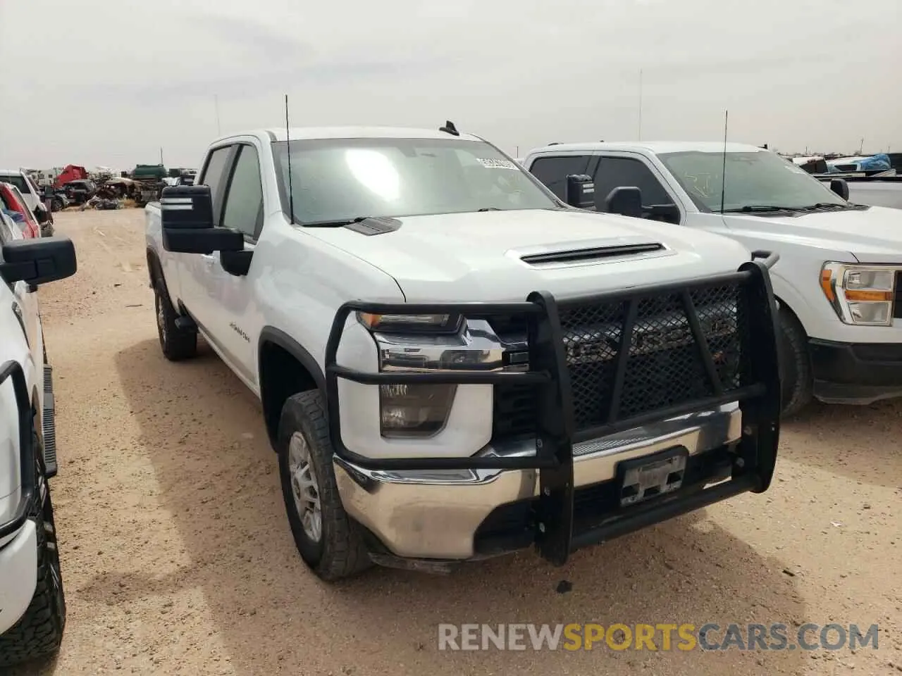 4 fotografías del automóvil dañado 1GC1YNE73MF285571 CHEVROLET ALL Models 2021