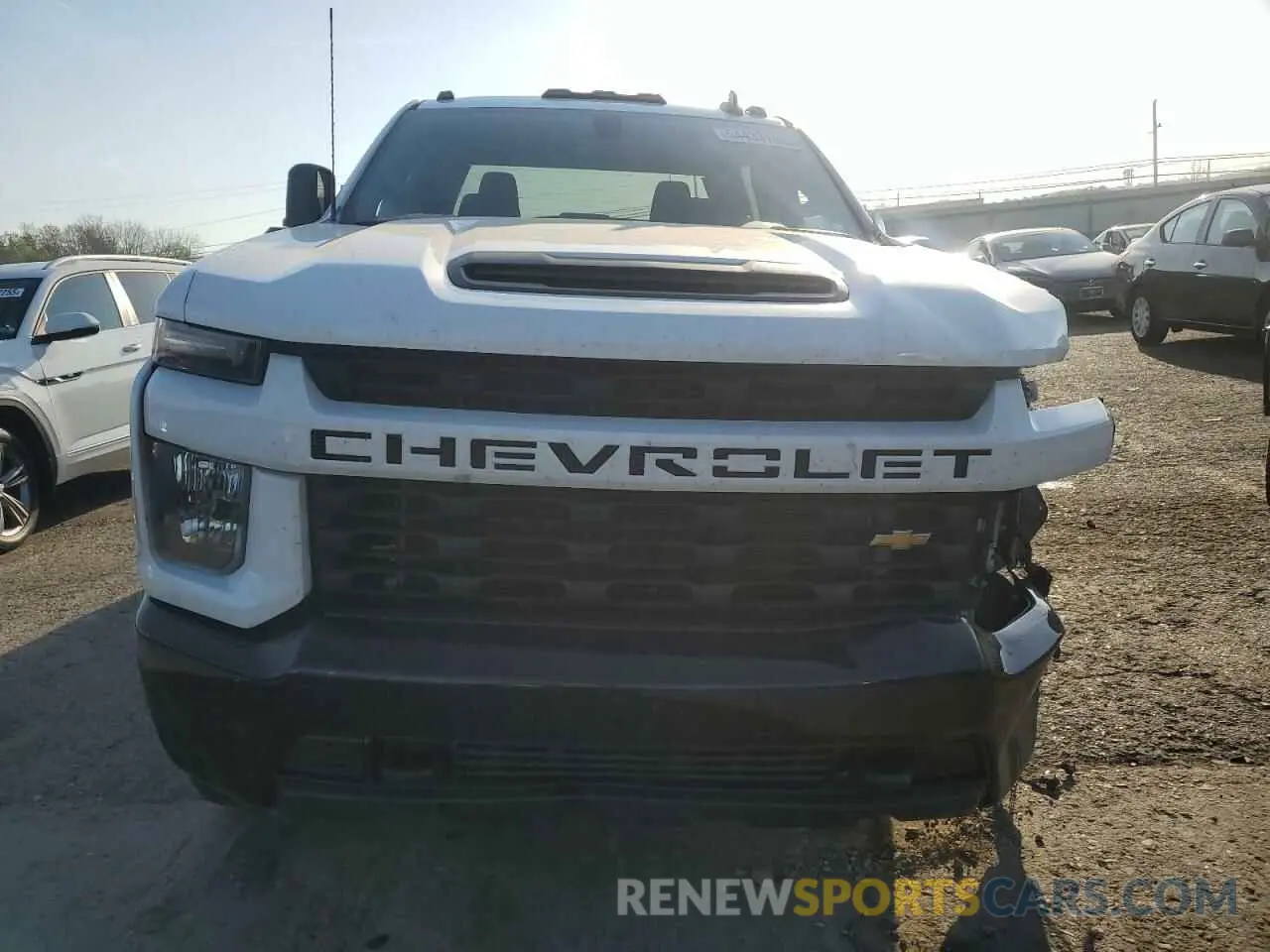 5 fotografías del automóvil dañado 1GC4YME72MF134826 CHEVROLET ALL Models 2021