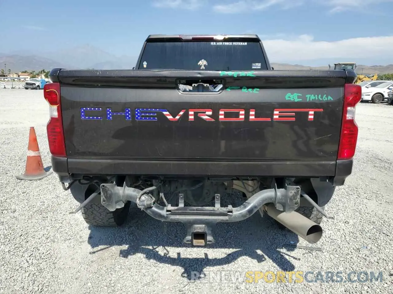 6 fotografías del automóvil dañado 1GC4YNEY3MF111988 CHEVROLET ALL Models 2021