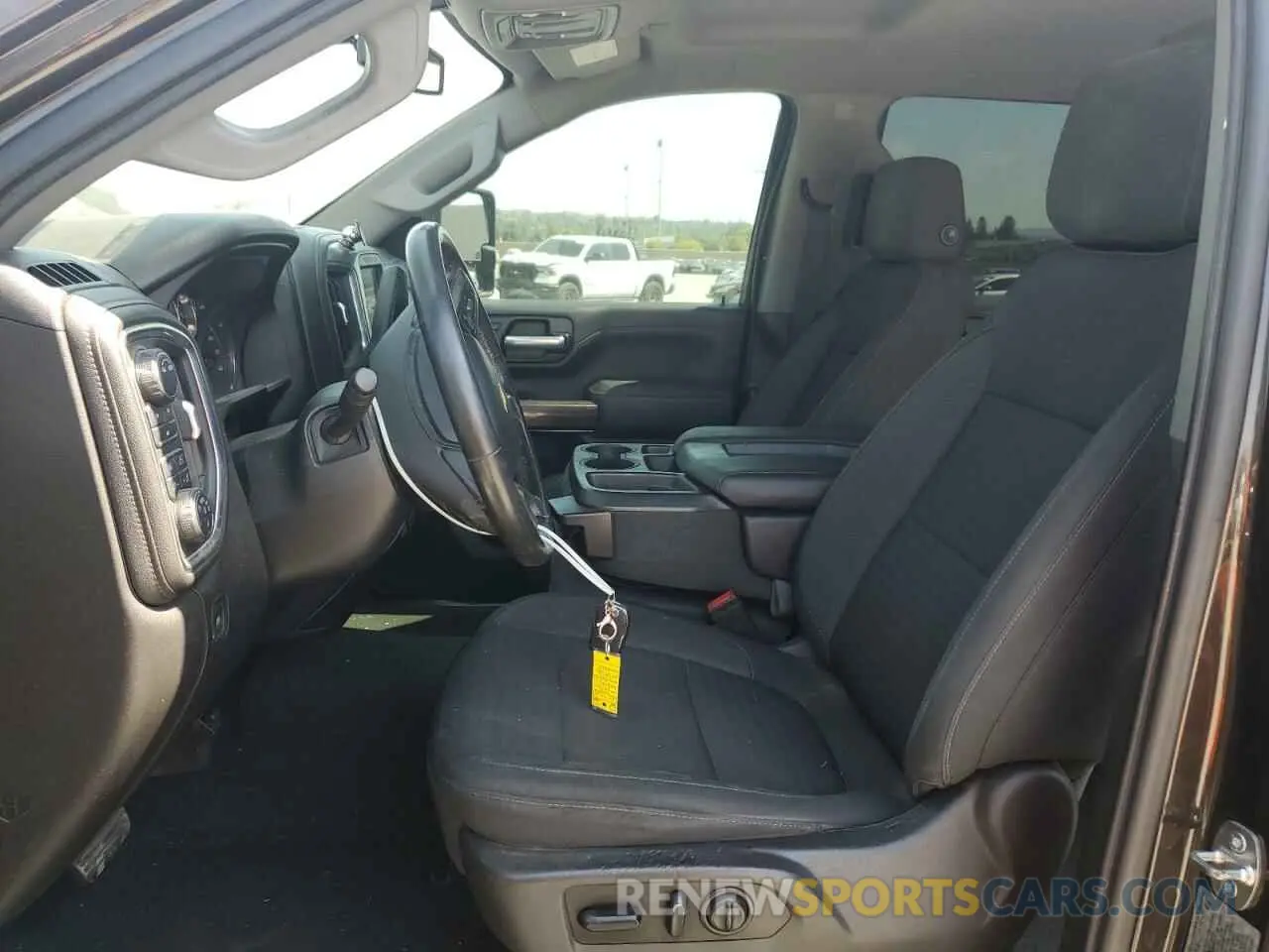 7 fotografías del automóvil dañado 1GC4YNEY3MF111988 CHEVROLET ALL Models 2021