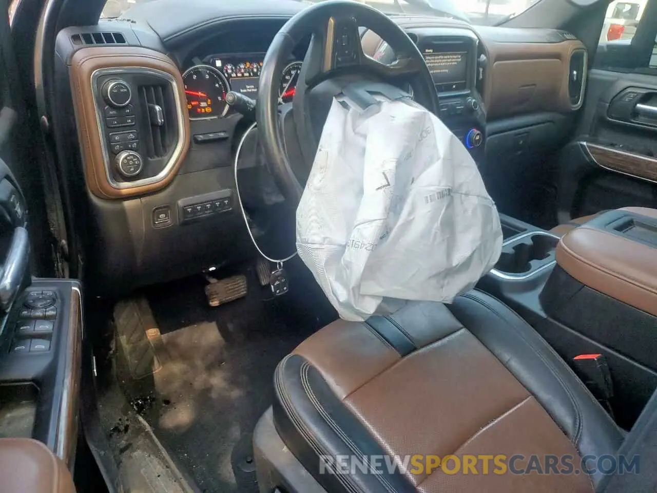 8 fotografías del automóvil dañado 1GC4YVEY5MF269703 CHEVROLET ALL Models 2021