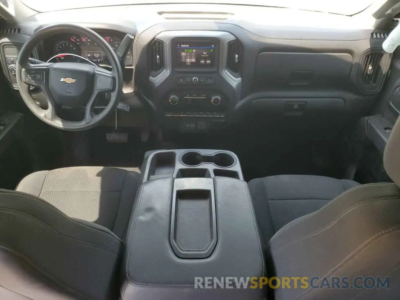 8 fotografías del automóvil dañado 1GCPWBEK1MZ241845 CHEVROLET ALL Models 2021