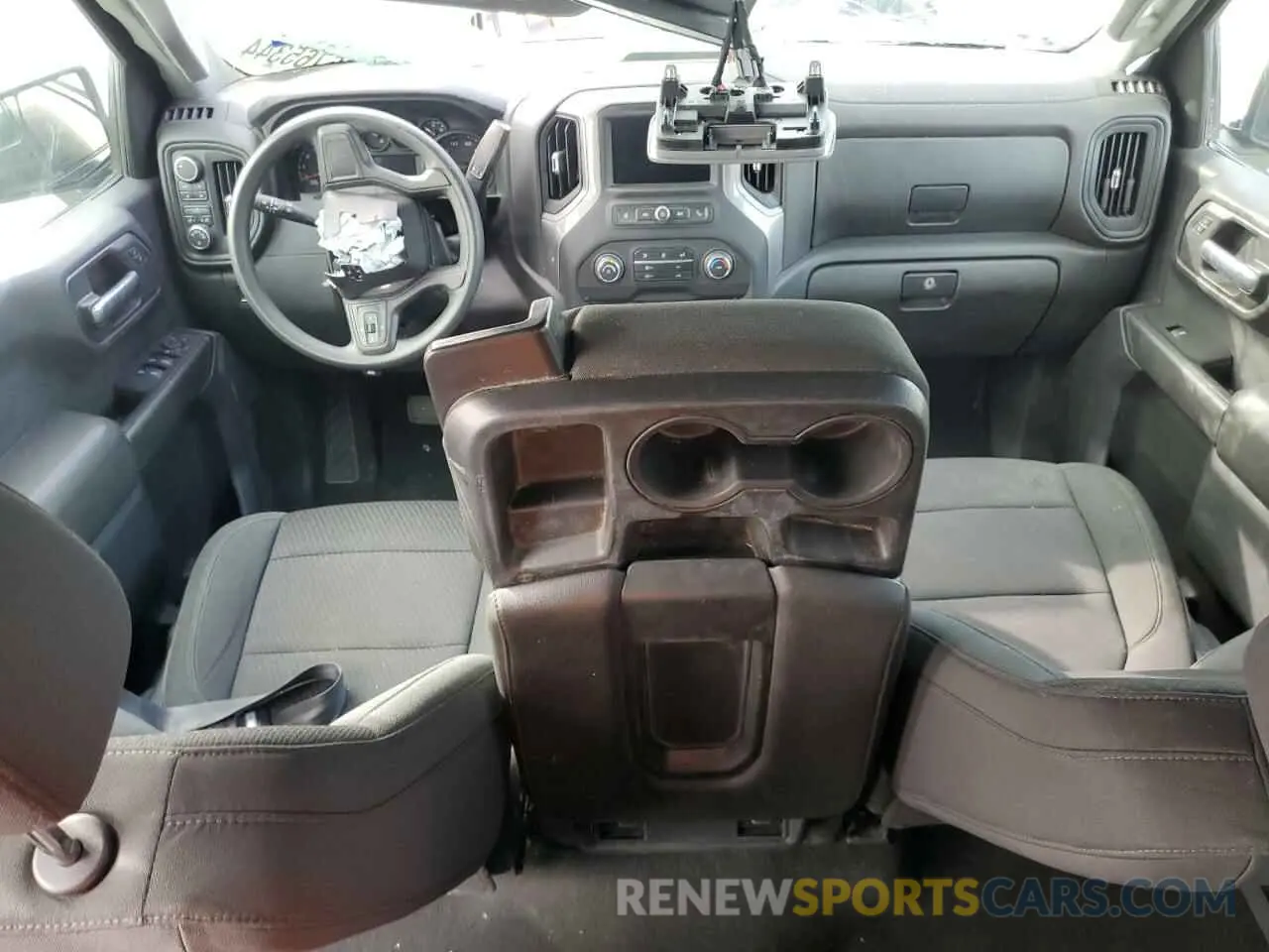 8 fotografías del automóvil dañado 1GCPYCEF5MZ286693 CHEVROLET ALL Models 2021