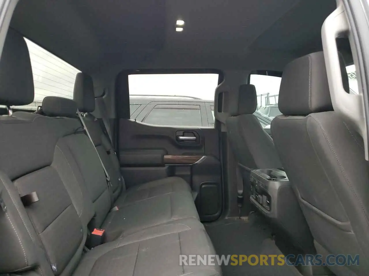 10 fotografías del automóvil dañado 1GCPYFED4MZ254172 CHEVROLET ALL Models 2021