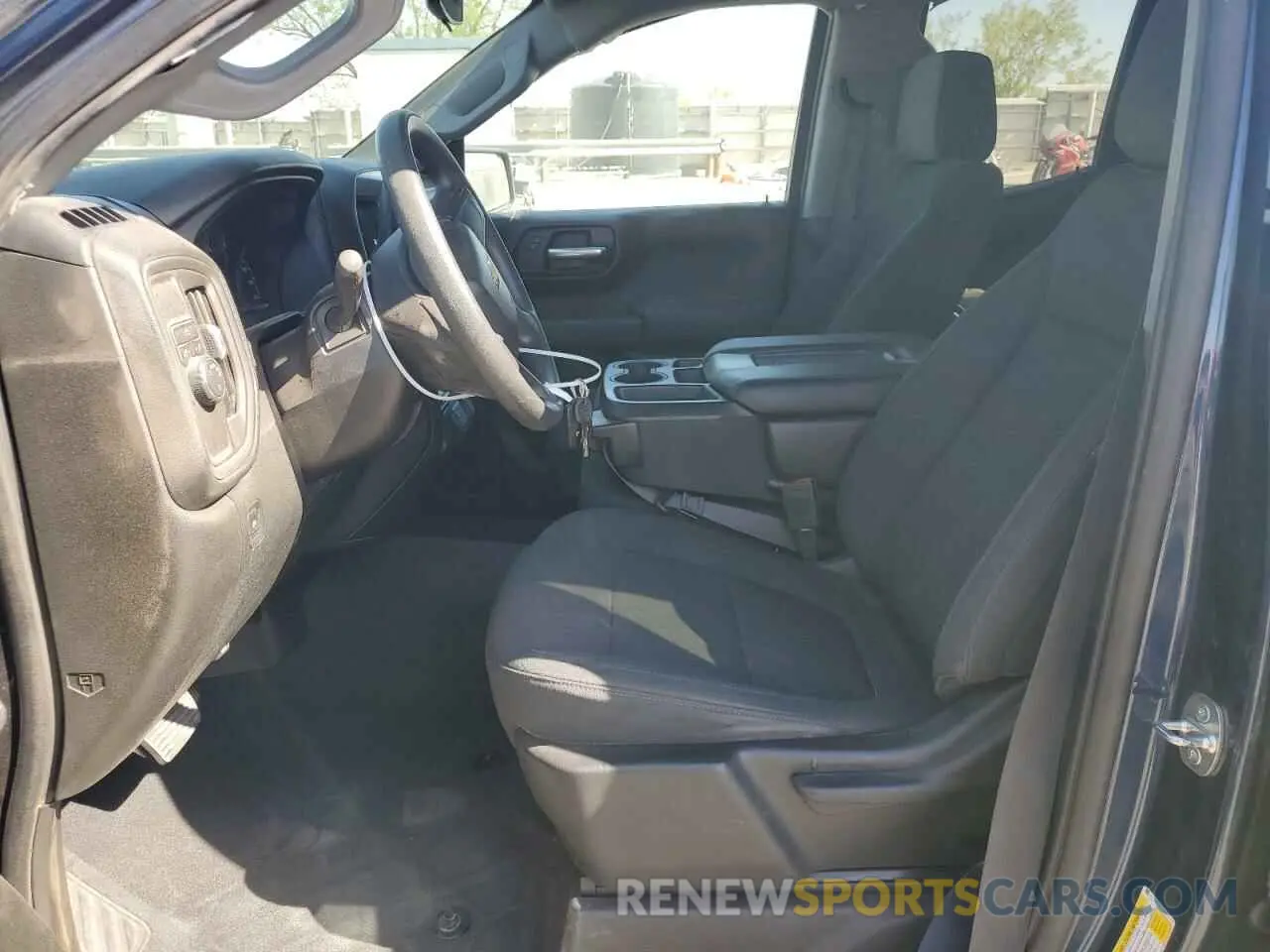 7 fotografías del automóvil dañado 1GCRWBEH3MZ117038 CHEVROLET ALL Models 2021