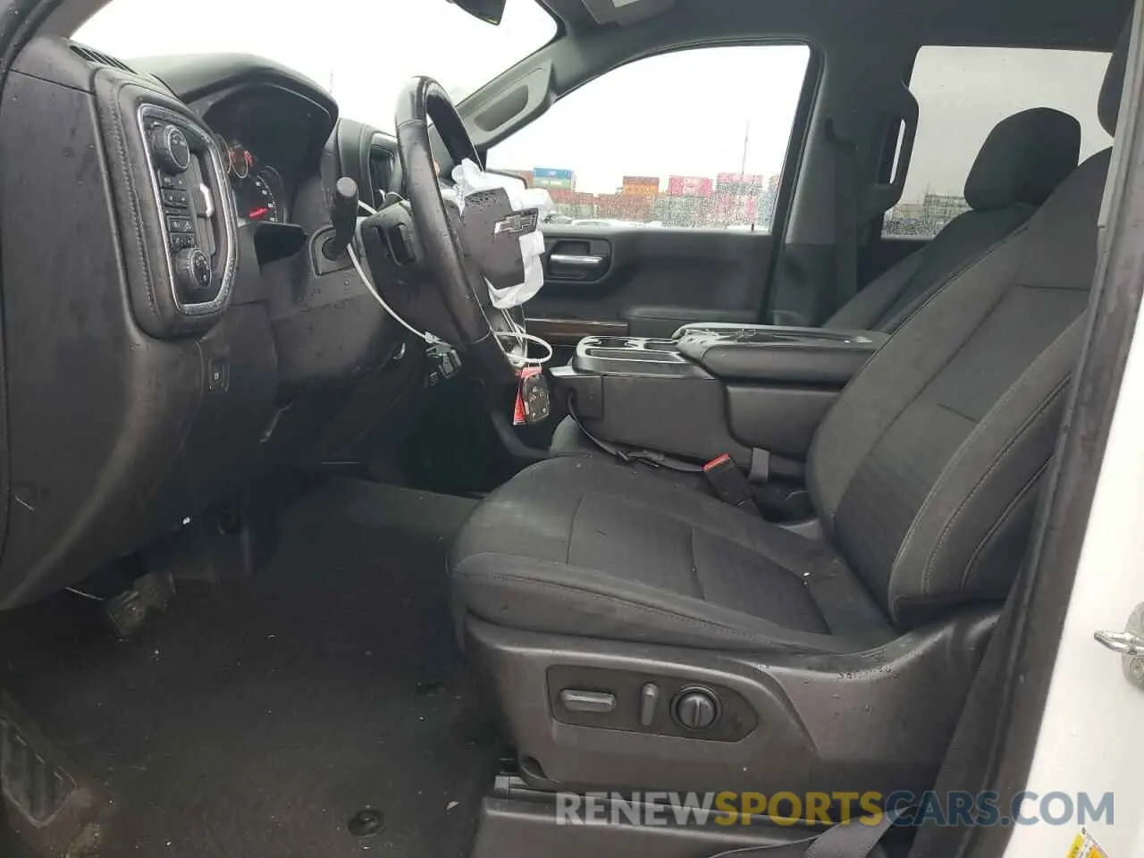 7 fotografías del automóvil dañado 1GCUYEET3MZ437972 CHEVROLET ALL Models 2021