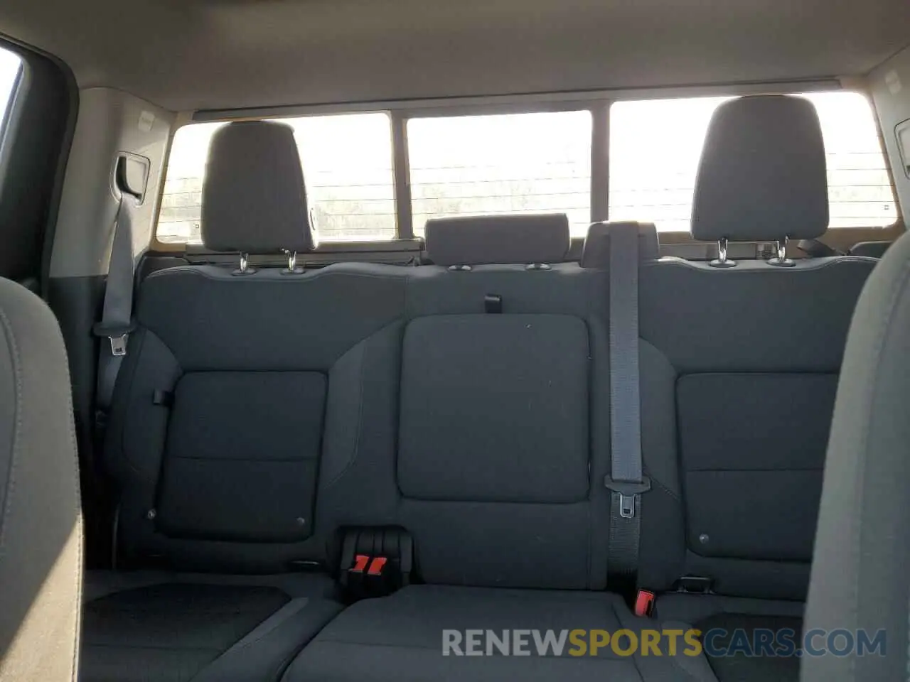 10 fotografías del automóvil dañado 3GCPYFED8MG220171 CHEVROLET ALL Models 2021