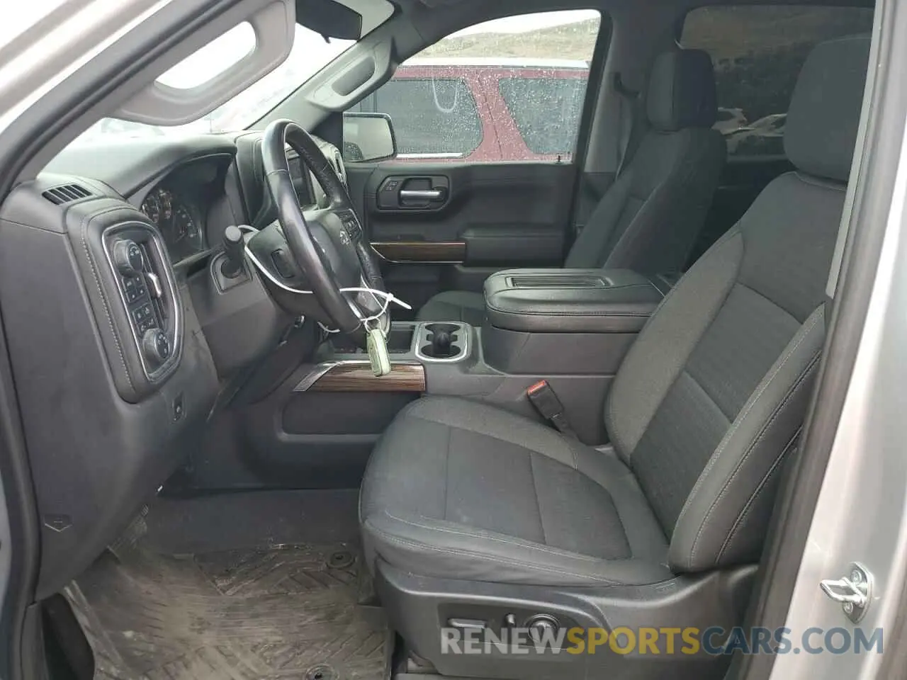 7 fotografías del automóvil dañado 3GCPYFED9MG288091 CHEVROLET ALL Models 2021