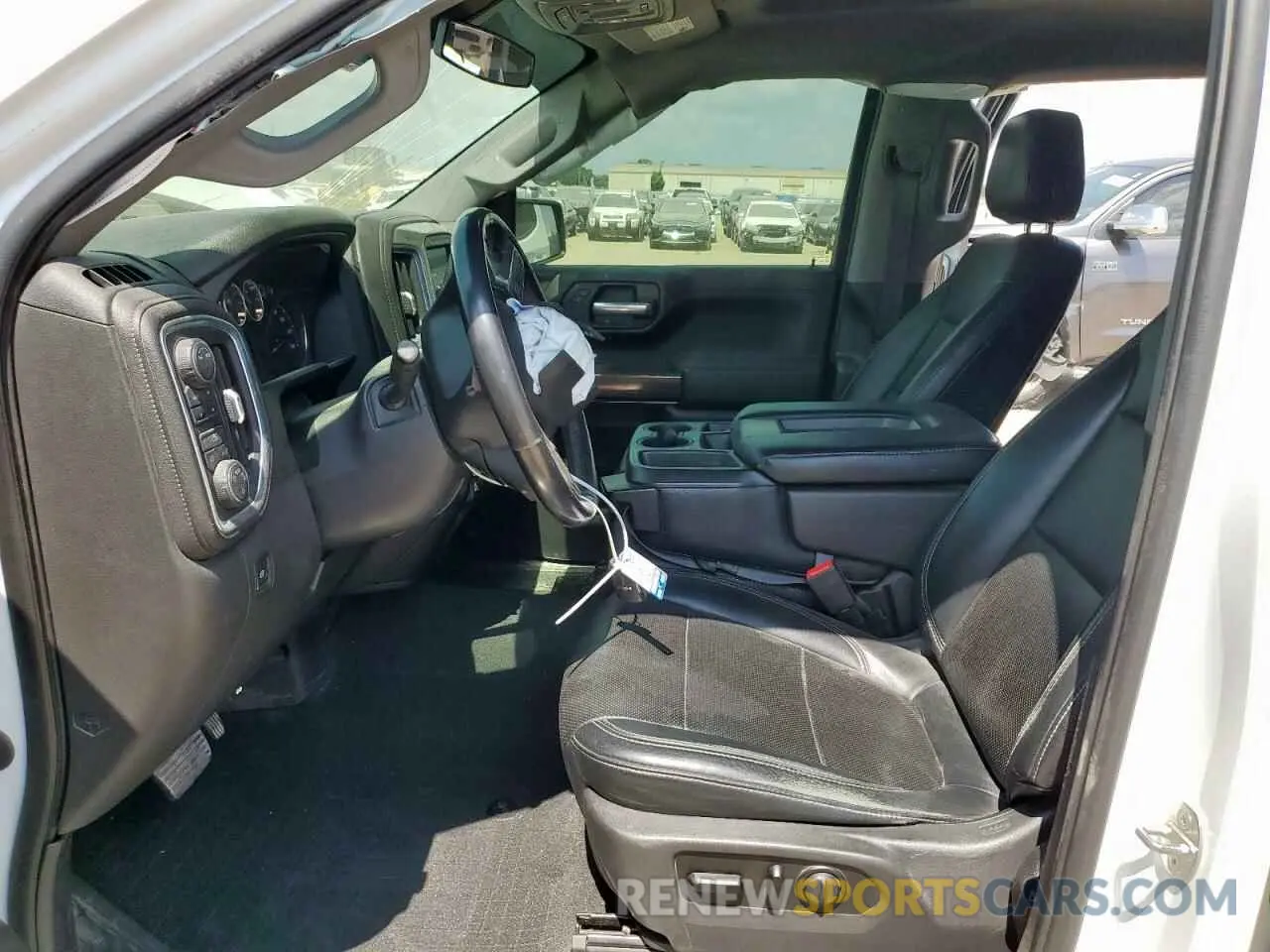 7 fotografías del automóvil dañado 3GCUYDED2MG117948 CHEVROLET ALL Models 2021