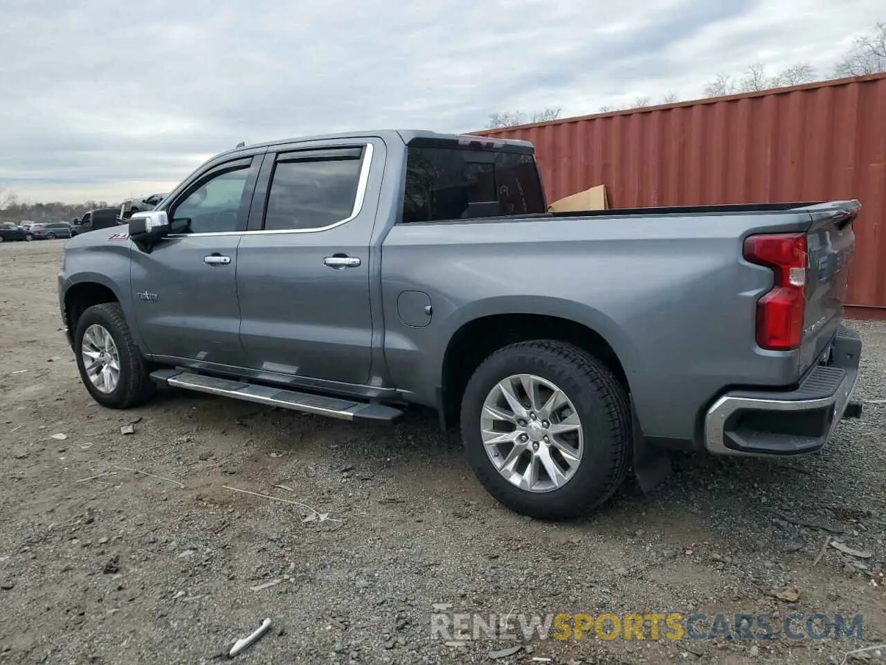 2 fotografías del automóvil dañado 3GCUYGEDXMG107735 CHEVROLET ALL Models 2021