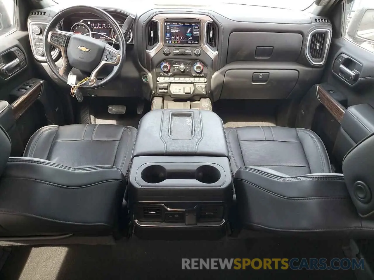 8 fotografías del automóvil dañado 3GCUYHEDXMG475354 CHEVROLET ALL Models 2021